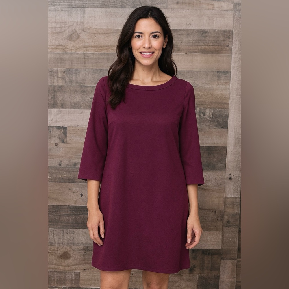 NWT BB Dakota Aubergine Boat Neck Shift Dress